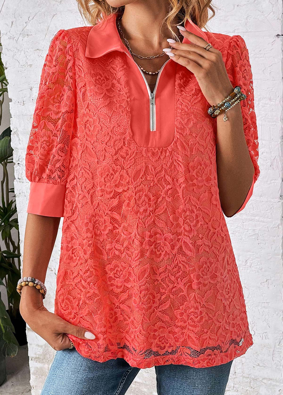 Blouse with short sleeves and zip collar in coral